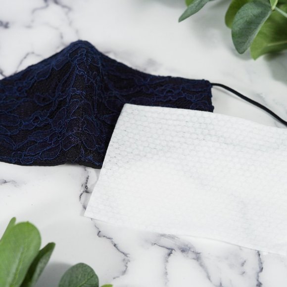 Soft lace face face mask, 3 layers, filter pocket - Picture 4 of 8